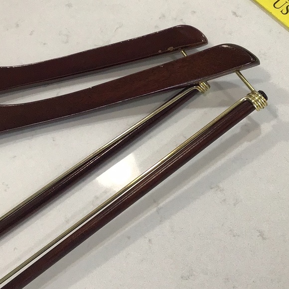 Pair of Wooden Suit Hangers - Unisex - Picture 3 of 3